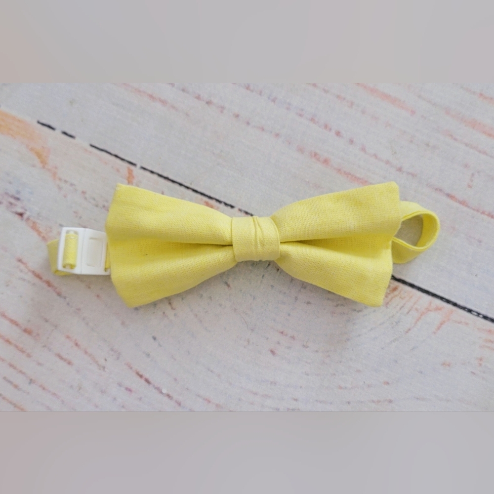 Trendy Ties Yellow Chambray Kids Bow Tie